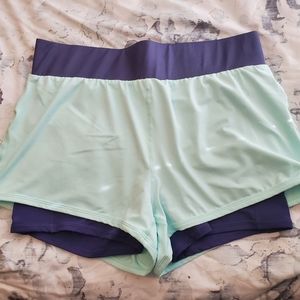 Fabletics Olesia Shine Short